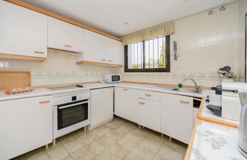 Cabopino Ski Chalet | Villas del puerto cabopino