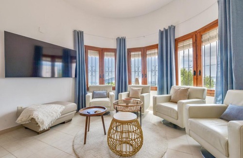 Empedrola Villa | Villas Guzman - Florentine