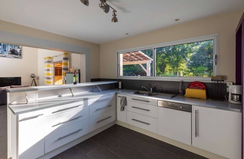 Naujac-Sur-Mer Villa | VillasHomeClet - Villa Côte & Lac ⭐️ Pool ⭐️ Spa ⭐️ Wifi ⭐️ 4 bedrooms
