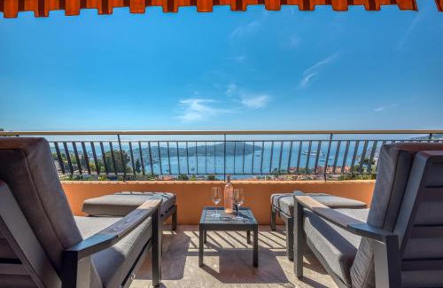 Villefranche-sur-Mer Apartment | Villefranche Bay View