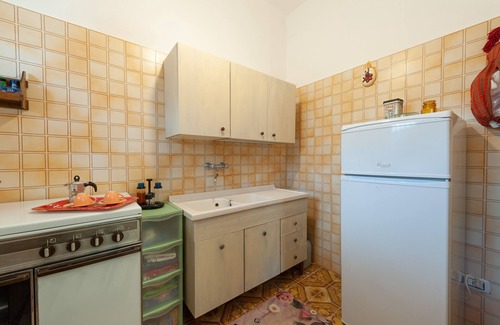 Torre Rinalda Villa | Villetta 'Ginevra' with Sea View, Private Terrace and Air Conditioning