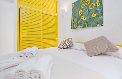 Costa Paradiso Resort | Villetta Quarzo first row on the sea