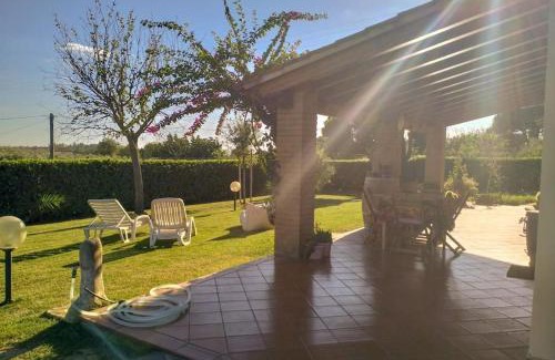 Cecina Apartment | Villetta Rio, large private garden