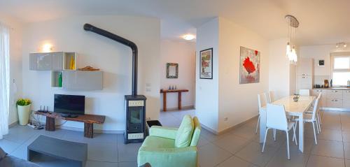 Tremosine Villa | Villetta Sogno sul Lago by Gardadomusmea