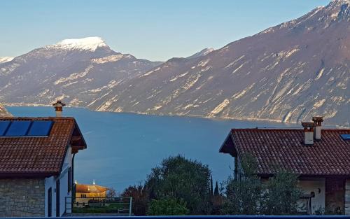 Tremosine Villa | Villetta Sogno sul Lago by Gardadomusmea