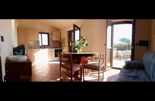 Cala Gonone House | Villetta Vicino al Mare - Primo Piano - 2-4 Posti Letto IUN Q3564