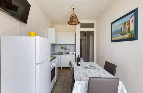 Sant'Isidoro Apartment | Villino I Raggi di Sole - PP by BarbarHouse