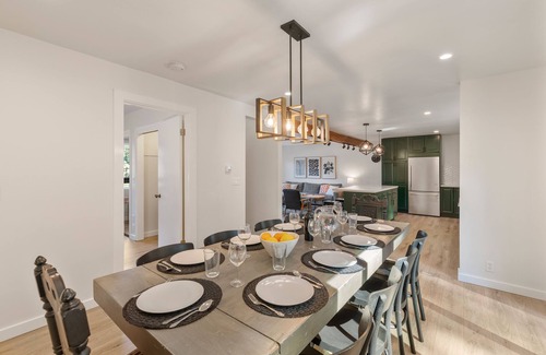 Guerneville House | Vinewood Lodge - Amazing Vineyard Views, Spacious, Remodeled Home