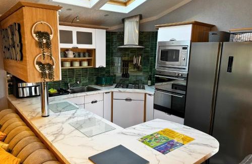 Skegness House | Vintage 95 - Southview Holiday Park Skegness