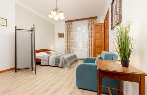 Nowa Praga Apartment | Vintage Apartments Warsaw Praga by Noclegi Renters