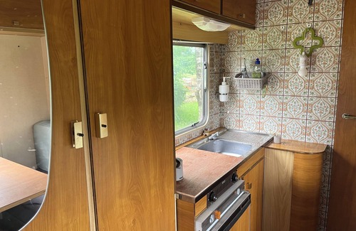 Dompierre-sous-Sanvignes House | Vintage caravan, Nature stay at Michelle's.