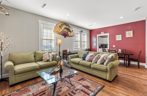 North Chattanooga House | Vintage Charm, Modern Living, 5 minutes to downtown Chattanooga