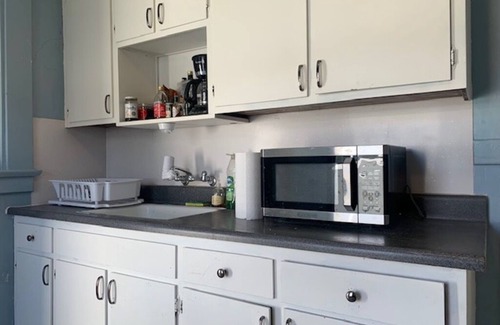 Golden Hill Apartment | Vintage Flat in Historic Golden Hill and near Downtown