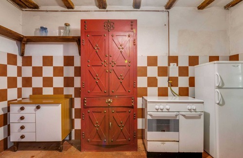 San Marcello Piteglio House | Vintage Vacation Home