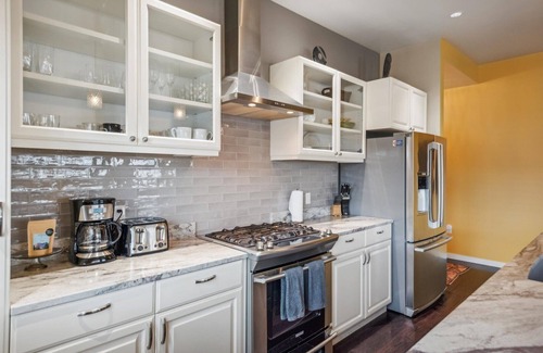 Belmont Hotel | Violet Suites PDX