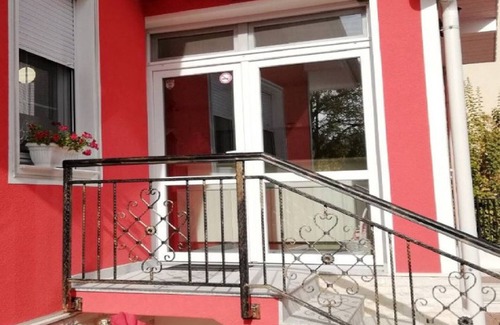 Vranyantsi House | Violette Orchidee