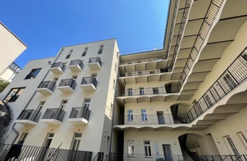 Zizkov Apartment | Visit Oomph Apartments