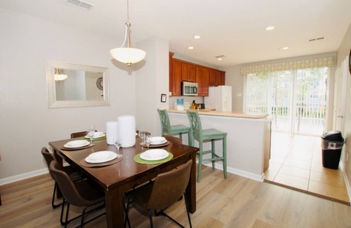 Florida Central Atlantic Coast Apartment | Vista Cay at Epic Universe : Luxury 3 bedroom Townhouse