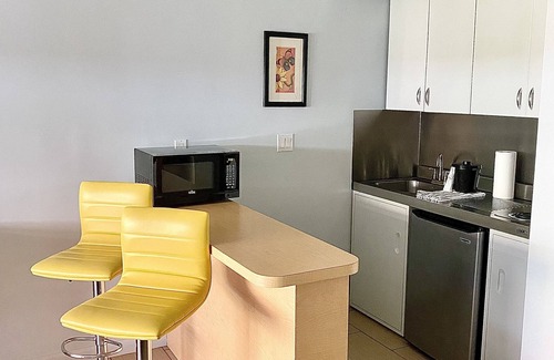 Warm Sands Hotel | Vista Grande Resort - A Gay Men's Resort