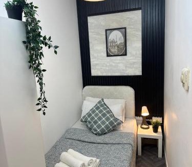 Barsha Heights House | Vista Partition Room in Tecom Near Internet City Metro