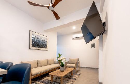 Centro Apartment | Vista Pedregal-New Apartment 2 min Walking to Golden Zone Marina