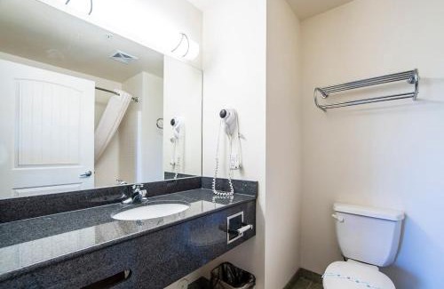 Sierra Vista Apartment | Vistas 107- Modern studio sleeps 3 with style