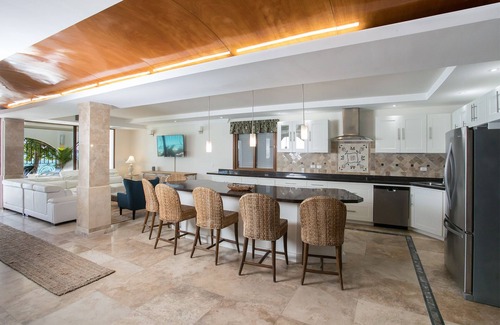 Simpson Bay Villa | Vittoria in Simpson Bay by Personal Villas - Elegant, Stunning Ocean Views