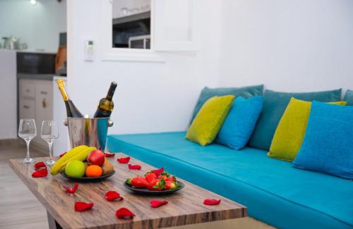 Finikia Apartment | Vivid Caves 1 bedroom Cavehouse
