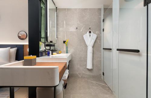 Zezhou County Hotel | voco Jincheng Danhe by IHG