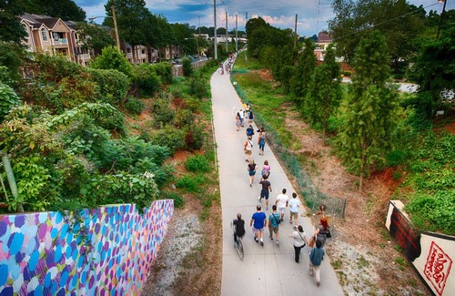 Washington Park House | Voted Atlanta's Best. Walk to the Park! Convenient to downtown