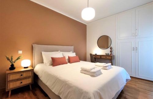 Vouliagmeni Apartment | Vouliagmeni Iasonos Residence Central Stylish Flat
