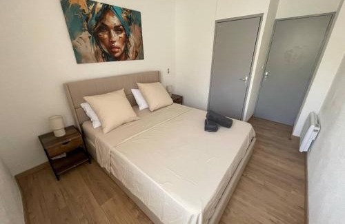 Riez Apartment | Vous viendrez vivre ici 2 pièces champ de blé garage à moto