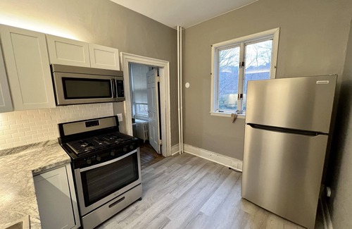 Palmyra Apartment | VRBO BY NICK IN HISTORIC PALMYRA WITH AN INGROUND POOL AND PRIVATE PORCH