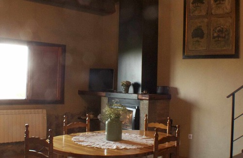 Lladurs House | Vrbo Property