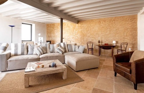 Taulignan House | Vrbo Property
