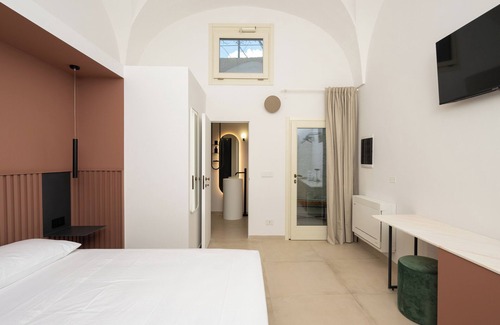 Spongano House | Vrbo Property