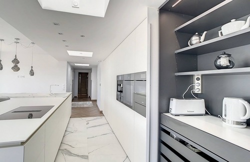 Cavalaire-sur-Mer Apartment | Vue Panoramique Pour Appartement Dernier Étage, Proche des Plages/Centre Ville