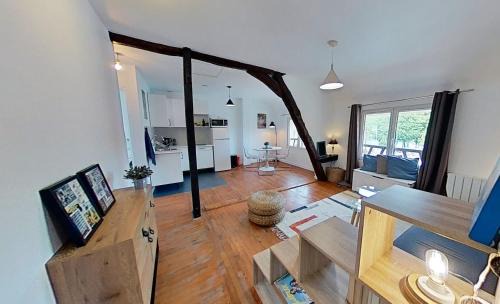 Vernon Apartment | Vue sur Seine