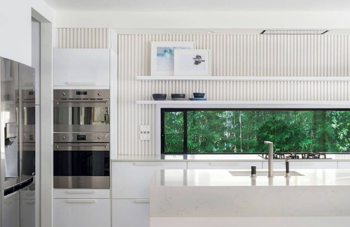 Nelson Bay House | Vue Two - Nelson Bay Waterfront Luxury