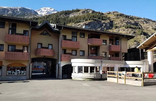Lanslevillard Apartment | VVF Val-Cenis Haute-Maurienne * - Apartment "Le Haut - Balcony" 1 room 3 people