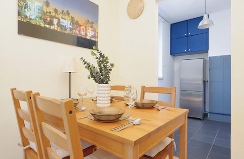 Muranow Apartment | Wałowa 4 | Apartment with Balcony | Downtown