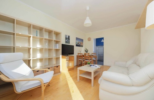 Muranow Apartment | Wałowa 4 | Apartment with Balcony | Downtown