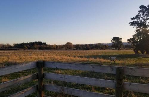 Carterton House | Waihakeke Cottage