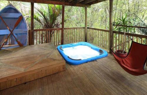 Ostend House | Waiheke Escape