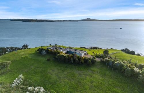 Oneroa Villa | Waiheke Island Coastal Retreat