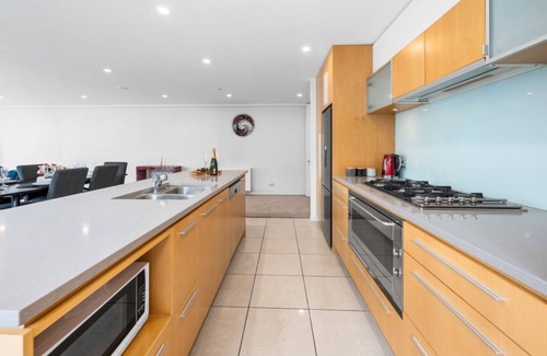 Taupo House | Waimahana Apartment 1 Taupo Lakefront