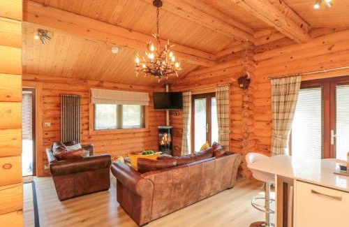 Carlton-in-Cleveland House | Wainstones Lodge 2