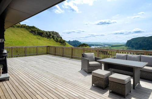 North Island House | Waipamu Lodge - Whakamaru Holiday Home