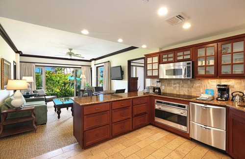 Wailua Hotel | Waipouli Beach Resorts & Spa Kauai by OUTRIGGER