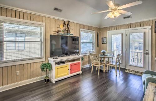 Myrtle Beach House | Walk to Apache Pier Coastal Condo with Pool Access